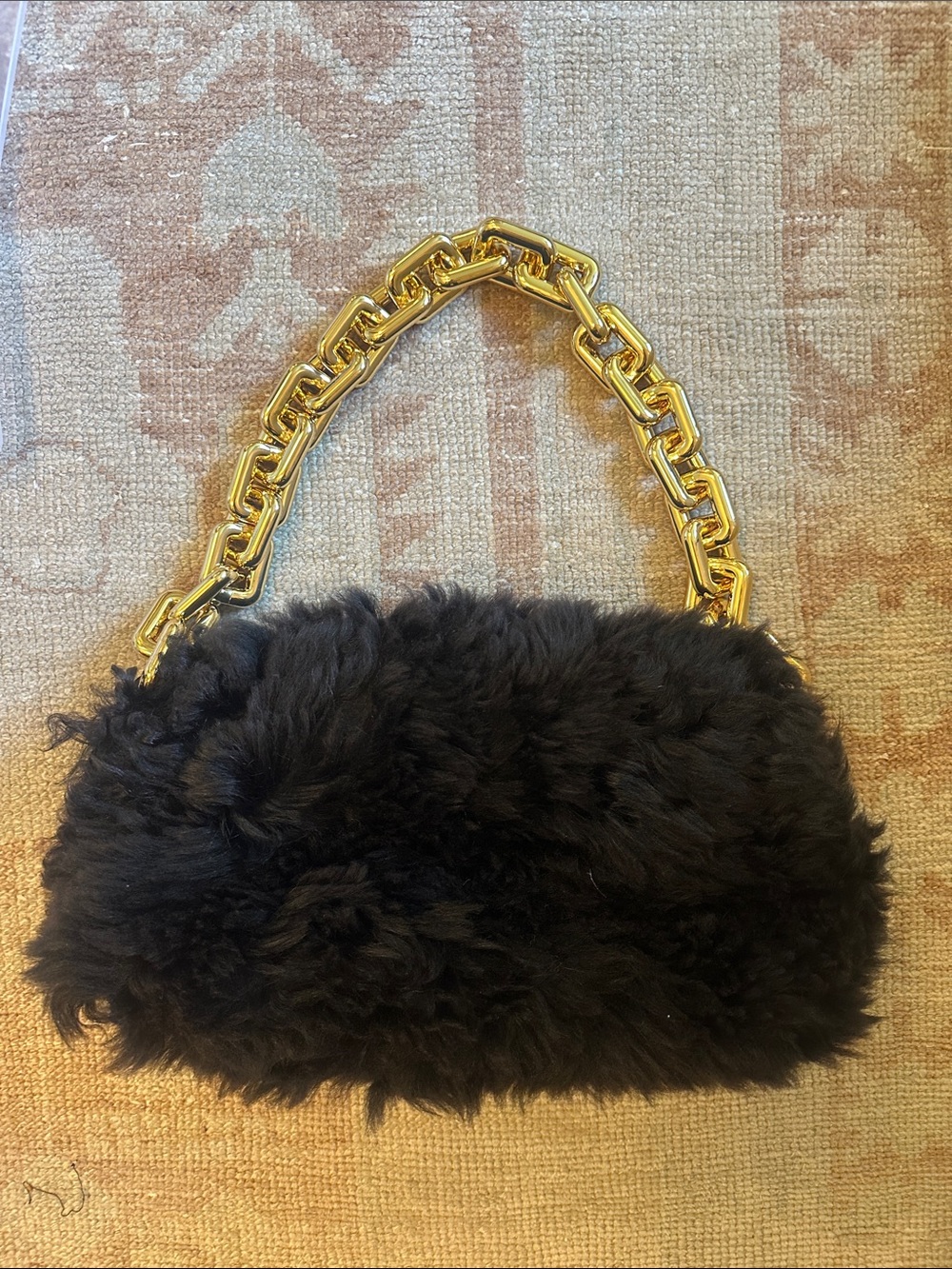 Bottega Veneta Black Shearling Bag with Gold Chain - Picture 2 of 5